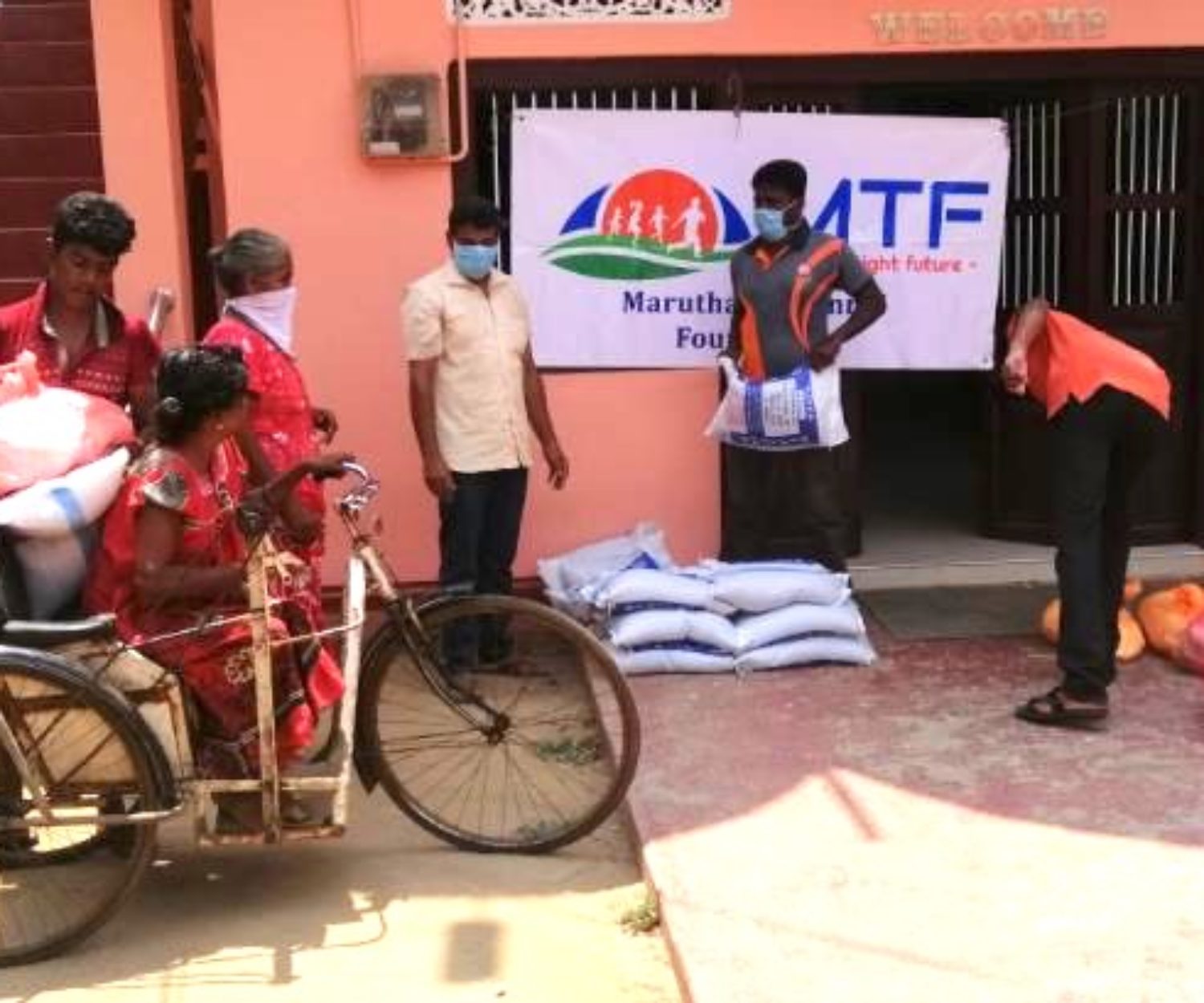 food rations distribution